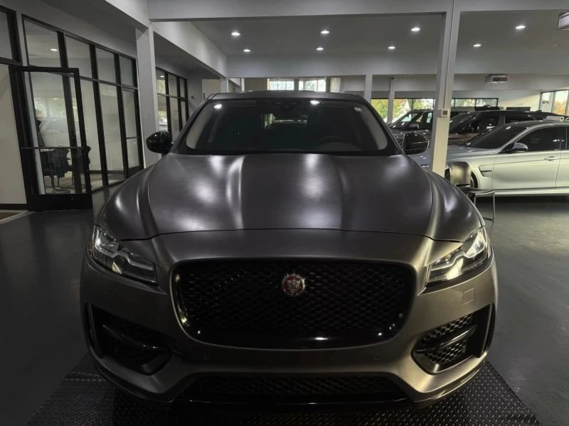 2020 Jaguar F-Pace - Image 3 of 18