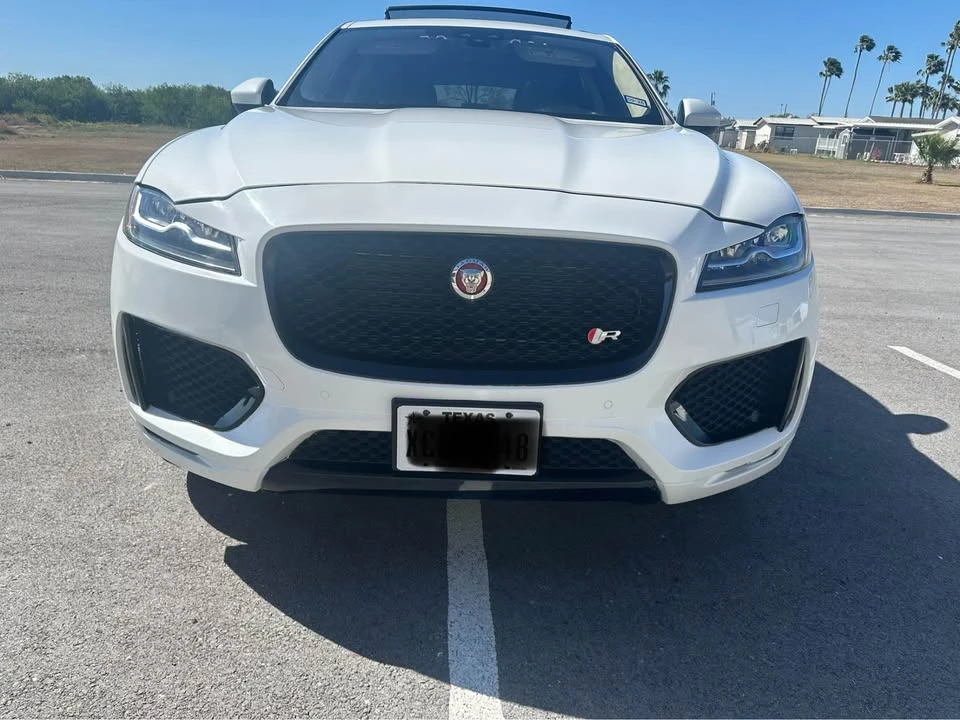 2020 Jaguar F-Pace - Image 4 of 16