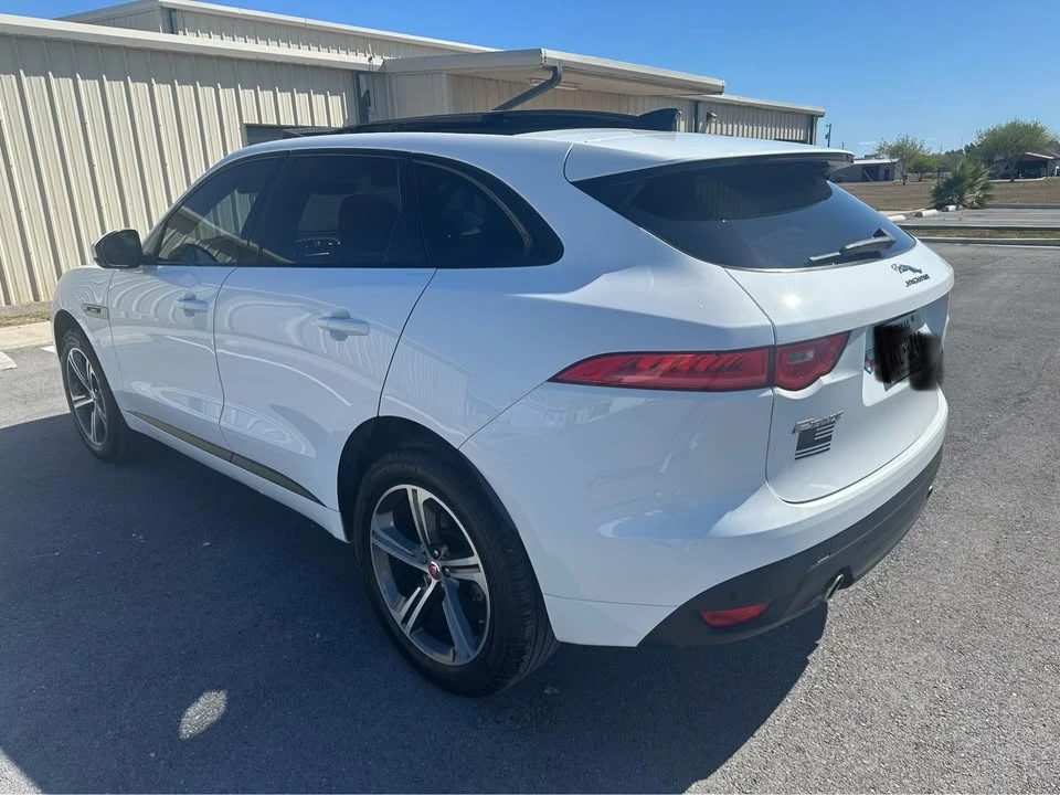 2020 Jaguar F-Pace - Image 8 of 16