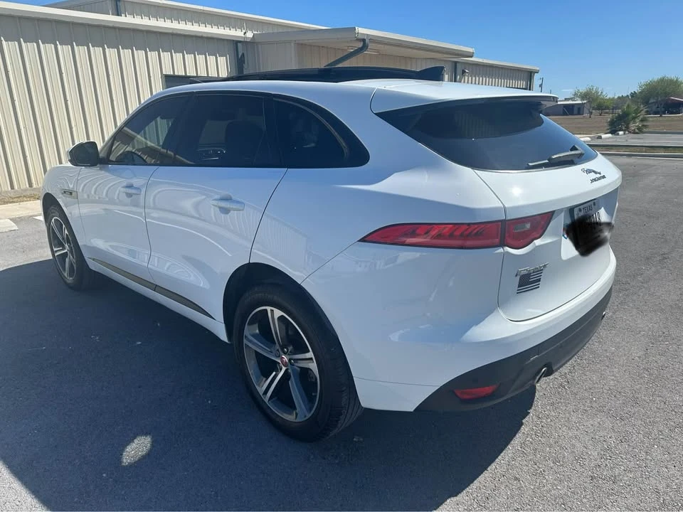 2020 Jaguar F-Pace - Image 7 of 16