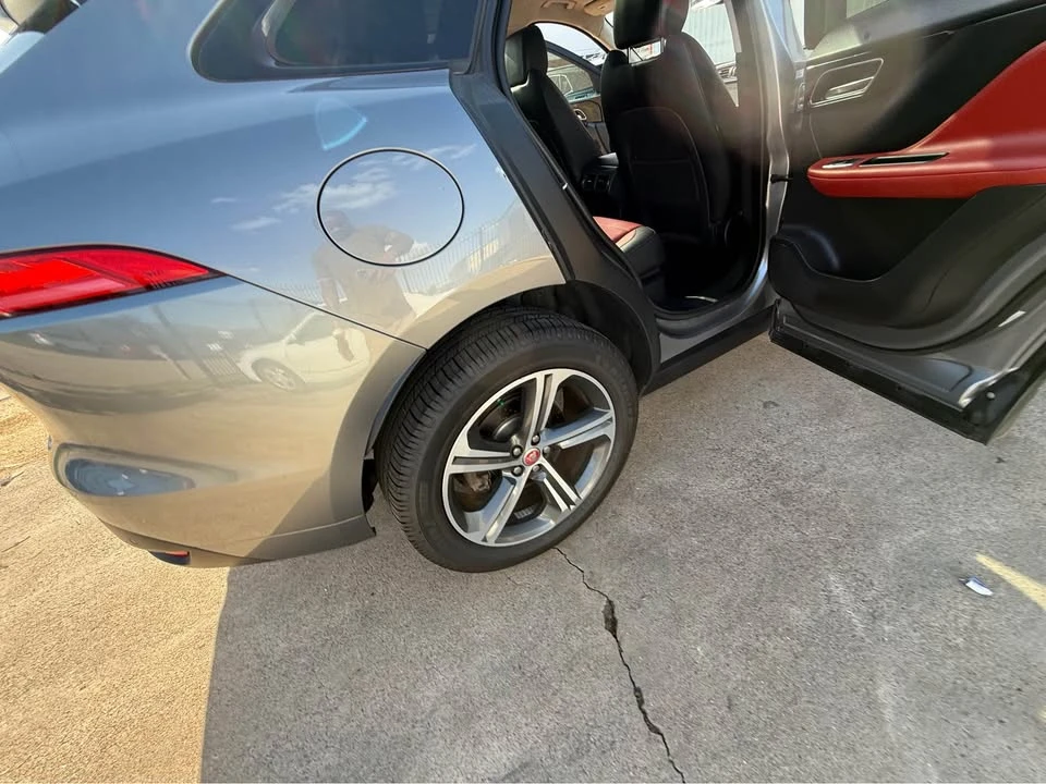 2020 Jaguar F-Pace - Image 3 of 15