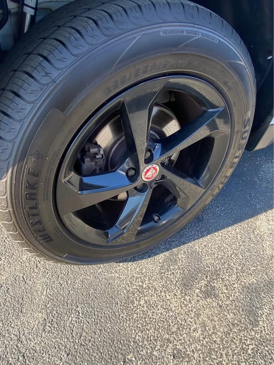 2020 Jaguar F-Pace - Image 7 of 14