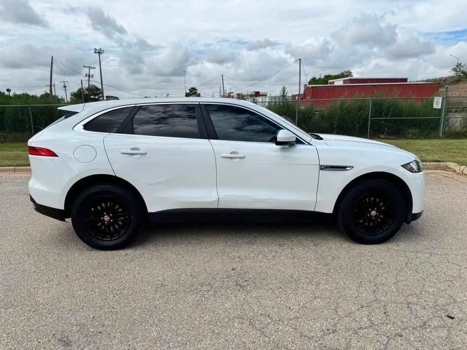 2020 Jaguar F-Pace - Image 7 of 13