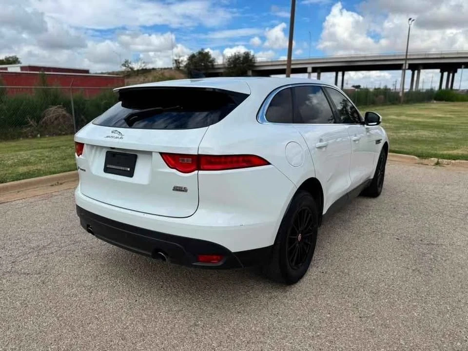 2020 Jaguar F-Pace - Image 6 of 13