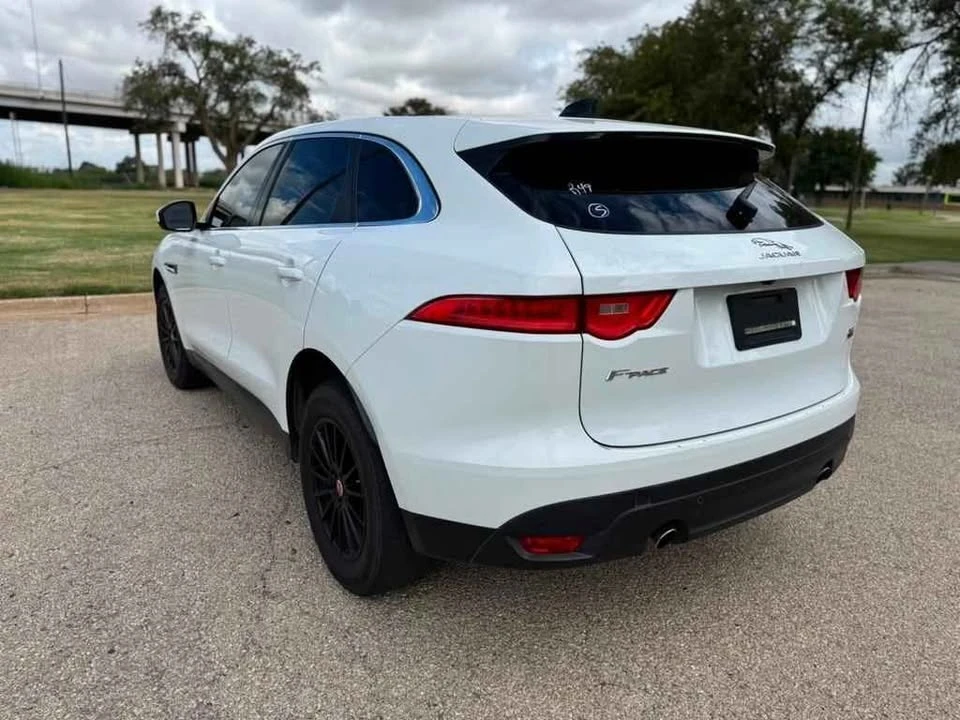 2020 Jaguar F-Pace - Image 4 of 13
