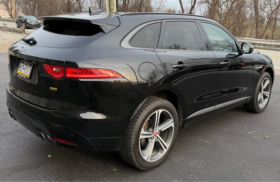 2020 Jaguar F-Pace - Image 4 of 14
