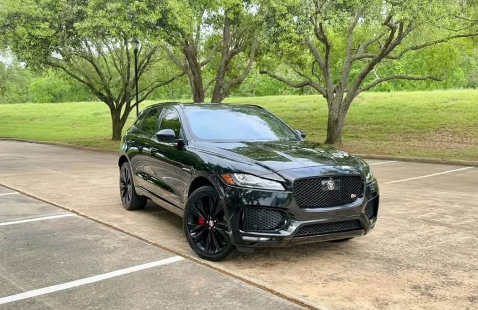 2020 Jaguar F-Pace SVR - Image 4 of 10