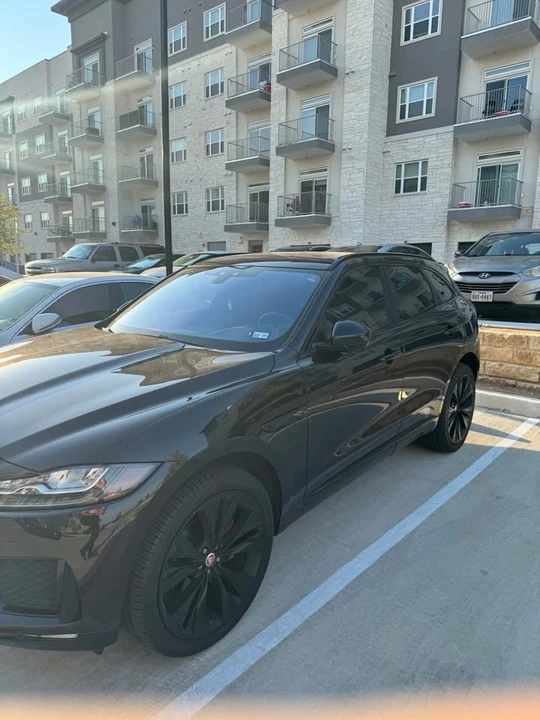 2020 Jaguar F-Pace SVR - Image 9 of 10