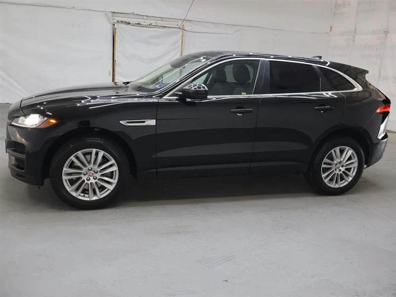 2020 Jaguar F-Pace - Image 3 of 19