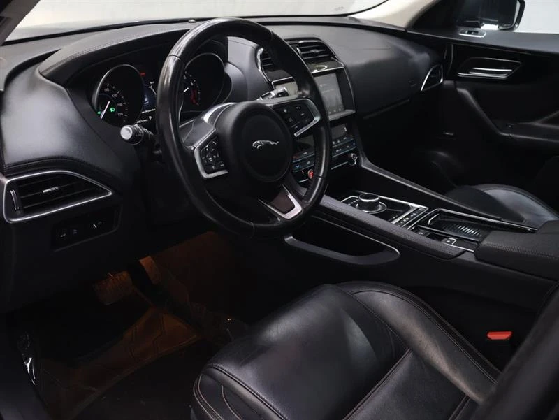 2020 Jaguar F-Pace - Image 16 of 19