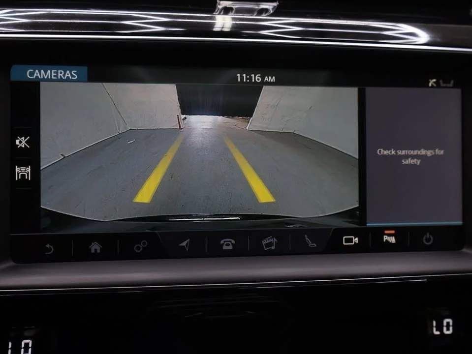 2020 Jaguar F-Pace - Image 17 of 19