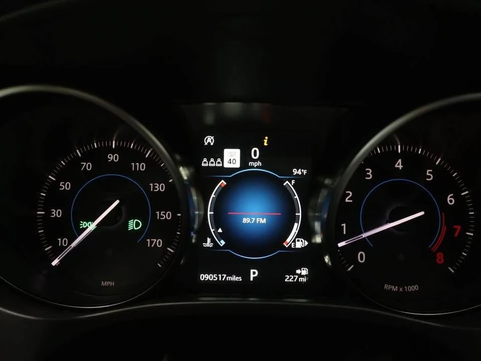 2020 Jaguar F-Pace - Image 15 of 19