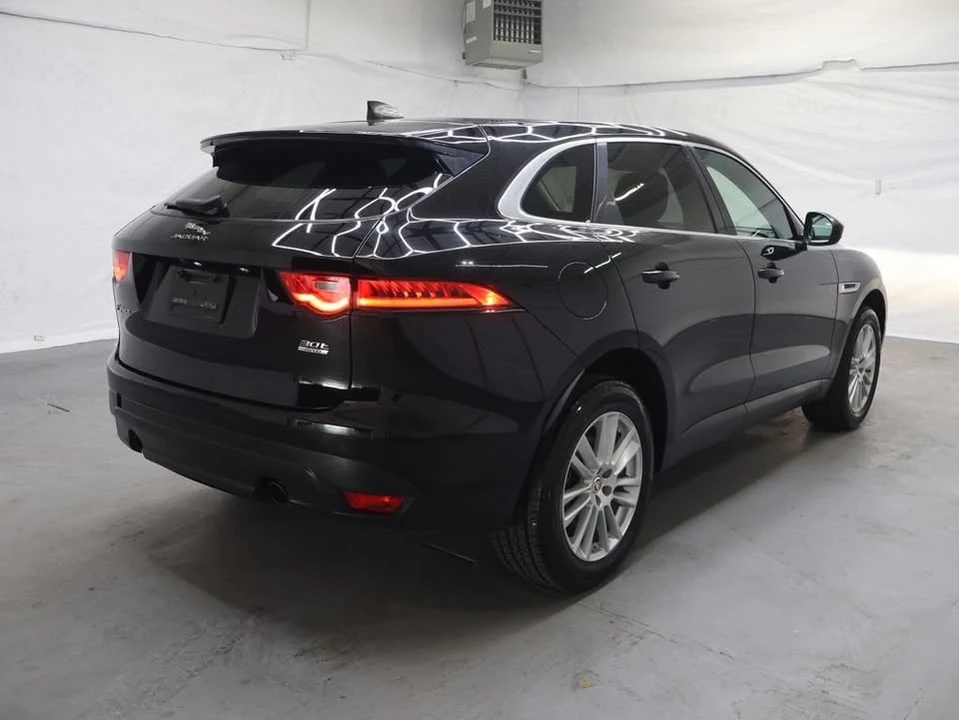 2020 Jaguar F-Pace - Image 6 of 19