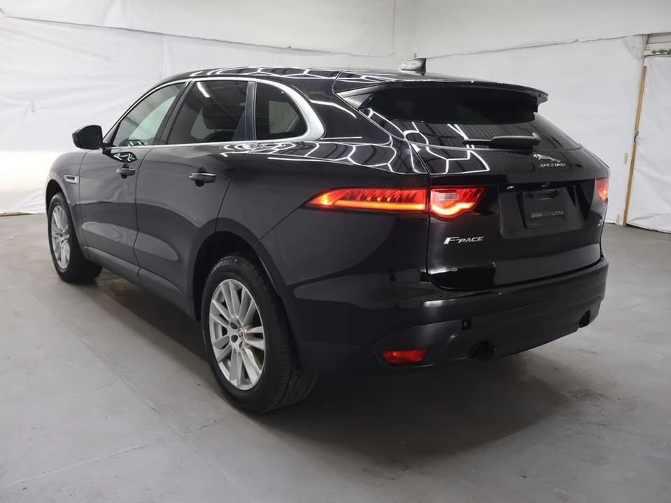 2020 Jaguar F-Pace - Image 4 of 19