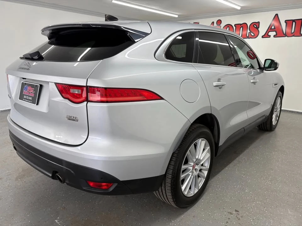 2020 Jaguar F-Pace - Image 4 of 20