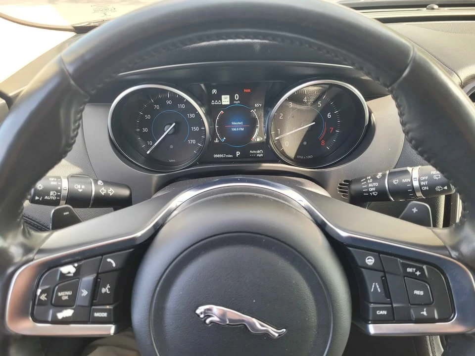 2020 Jaguar F-Pace - Image 12 of 17