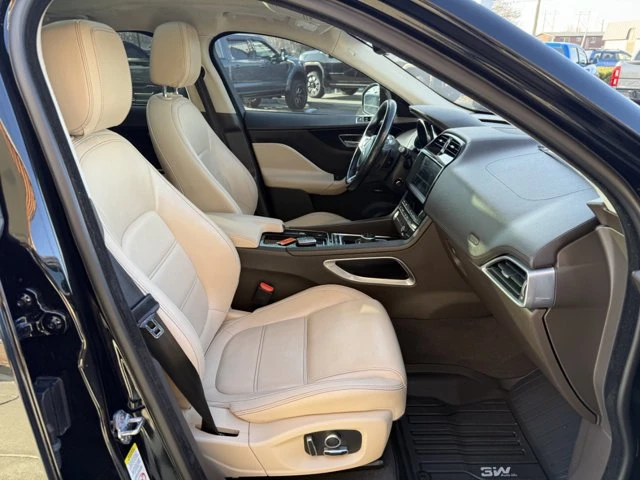 2020 Jaguar F-Pace - Image 5 of 20
