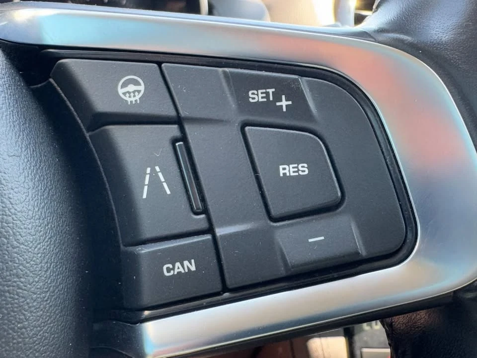 2020 Jaguar F-Pace - Image 18 of 19
