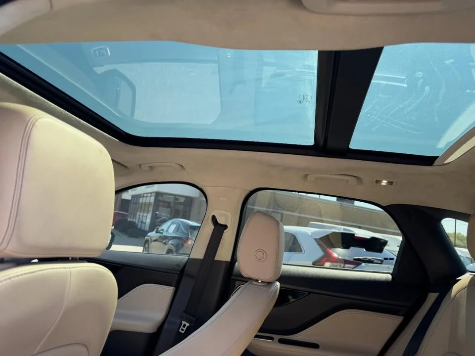 2020 Jaguar F-Pace - Image 10 of 19