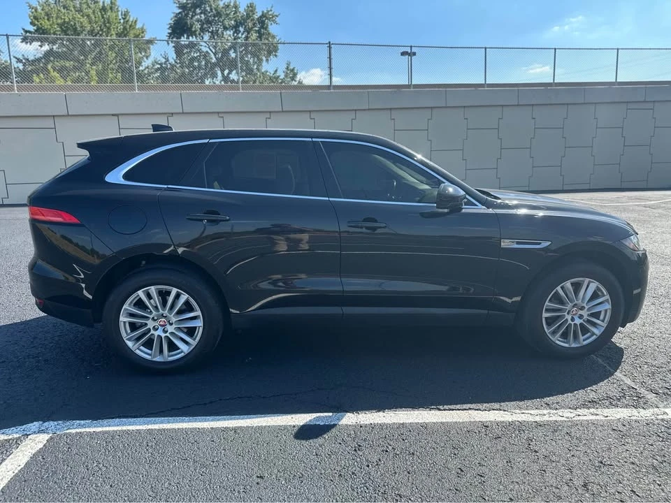 2020 Jaguar F-Pace - Image 6 of 16