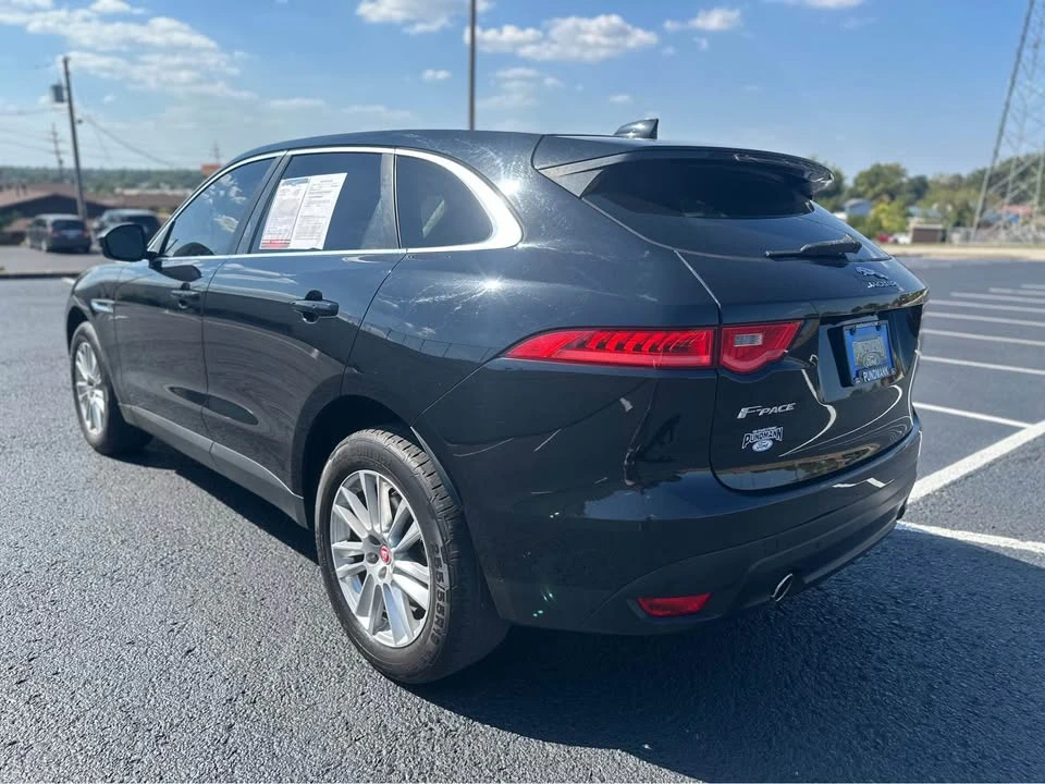 2020 Jaguar F-Pace - Image 3 of 16