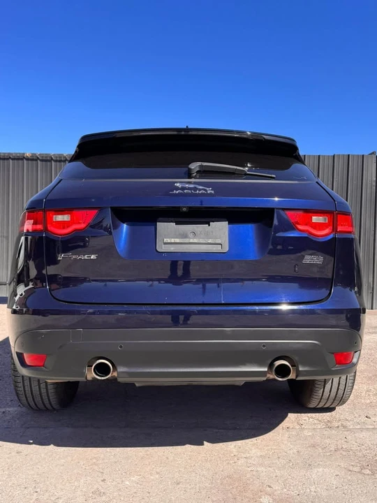 2020 Jaguar F-Pace - Image 15 of 15
