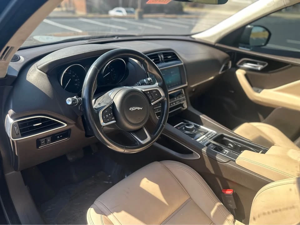 2020 Jaguar F-Pace - Image 12 of 16