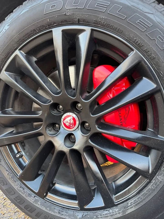 2020 Jaguar F-Pace - Image 6 of 17