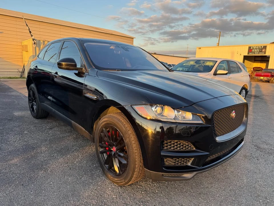 2020 Jaguar F-Pace - Image 6 of 18