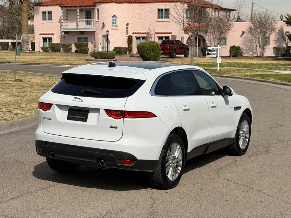 2020 Jaguar F-Pace - Image 11 of 20
