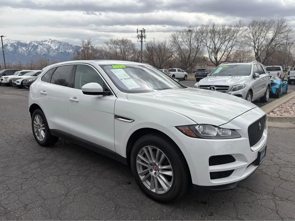 2020 Jaguar F-Pace - Image 7 of 17