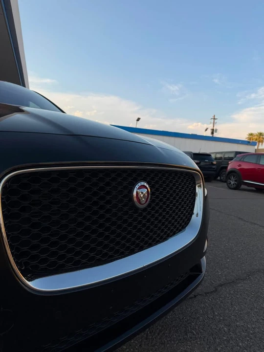 2020 Jaguar F-Pace - Image 2 of 9