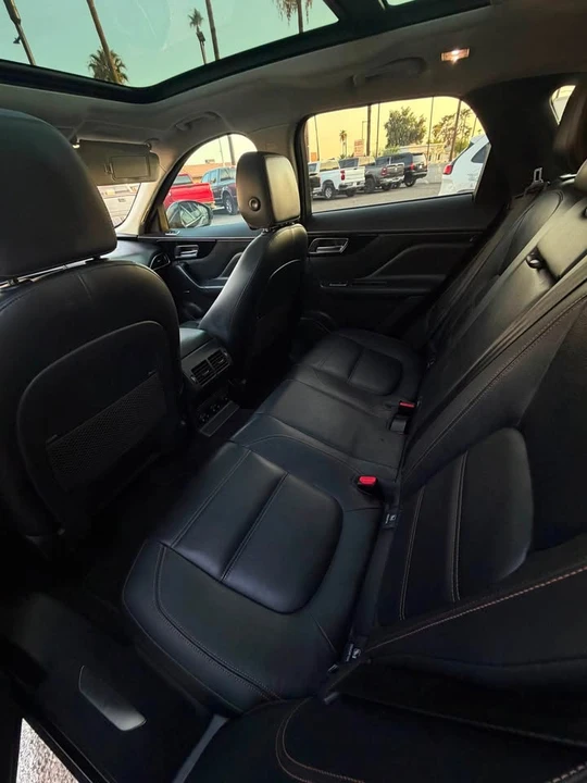 2020 Jaguar F-Pace - Image 3 of 9