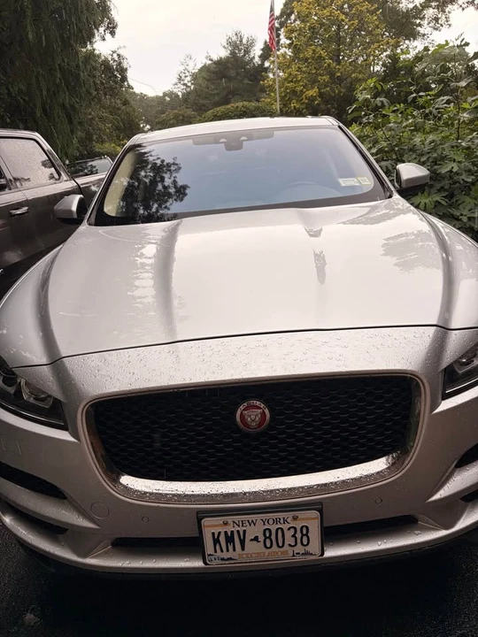 2020 Jaguar F-Pace - Image 3 of 3