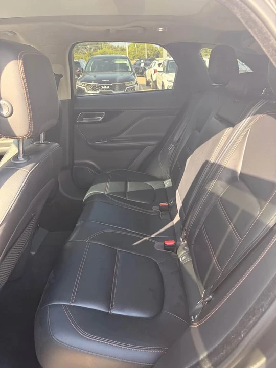 2020 Jaguar F-Pace - Image 4 of 6