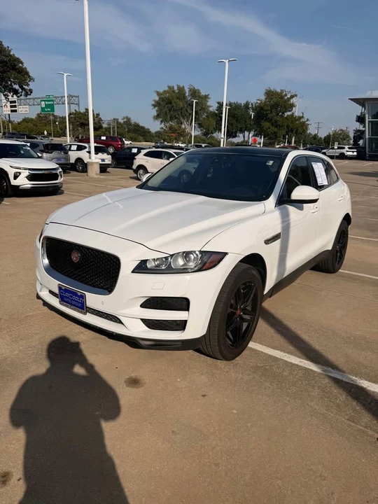 2020 Jaguar F-Pace - Image 2 of 6