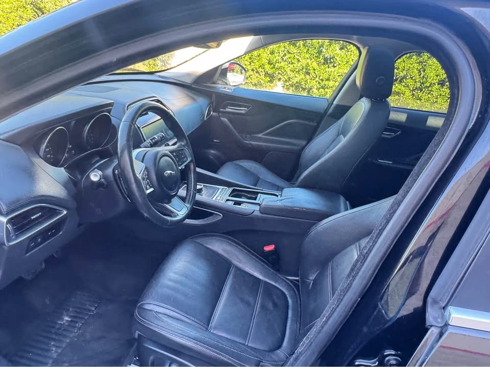 2020 Jaguar F-Pace - Image 12 of 19