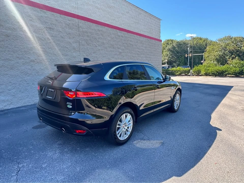 2020 Jaguar F-Pace - Image 5 of 19