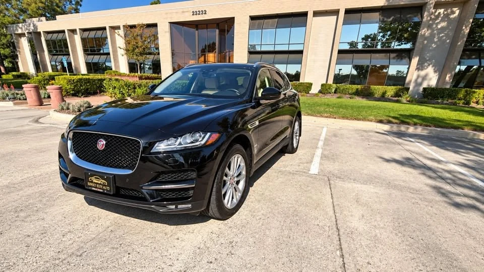2020 Jaguar F-Pace - Image 6 of 19