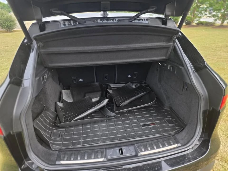 2020 Jaguar F-Pace - Image 7 of 20