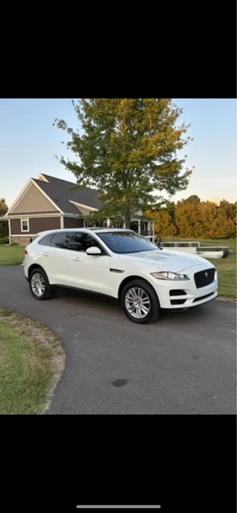 2020 Jaguar F-Pace - Image 3 of 11