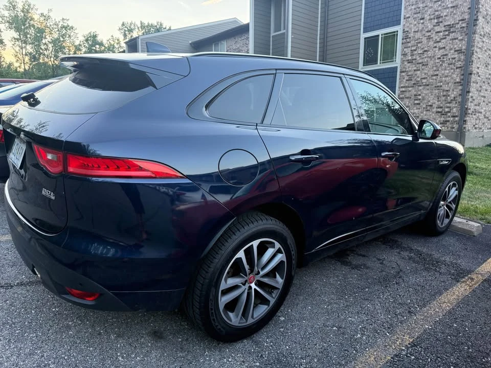 2020 Jaguar F-Pace - Image 3 of 20