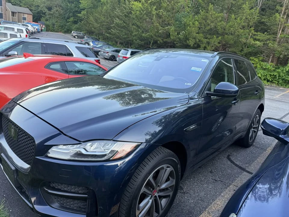2020 Jaguar F-Pace - Image 14 of 20