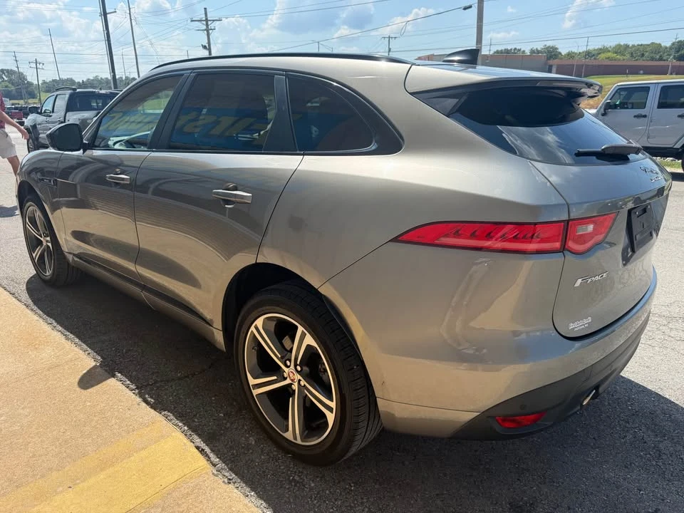 2020 Jaguar F-Pace - Image 6 of 16