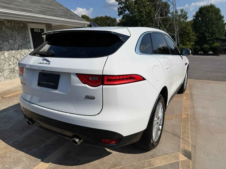 2020 Jaguar F-Pace - Image 4 of 12
