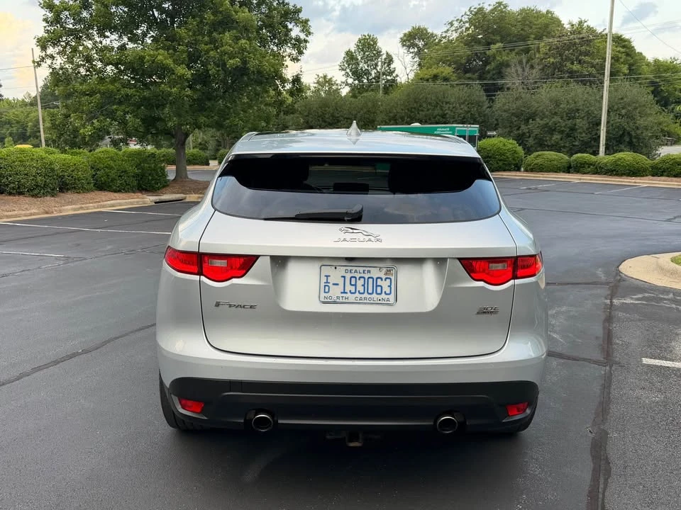2020 Jaguar F-Pace - Image 7 of 20