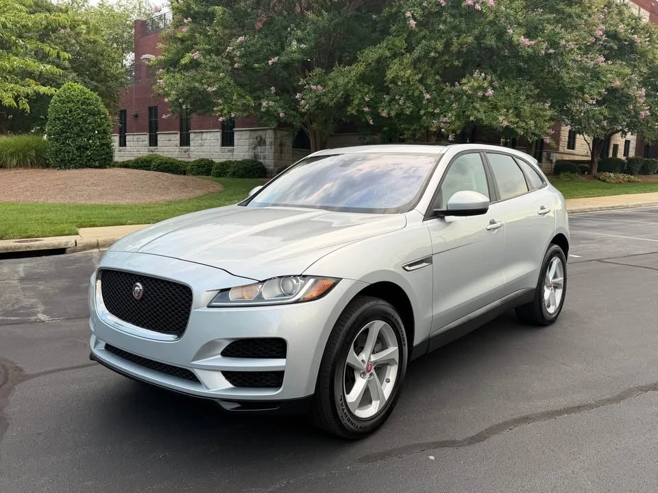 2020 Jaguar F-Pace - Image 2 of 20
