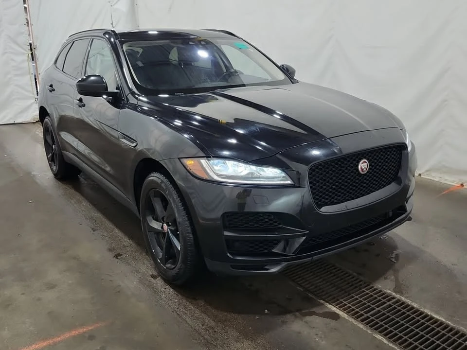 2020 Jaguar F-Pace - Image 5 of 13
