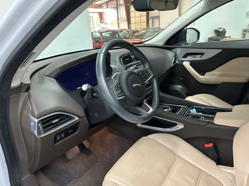 2020 Jaguar F-Pace - Image 8 of 20
