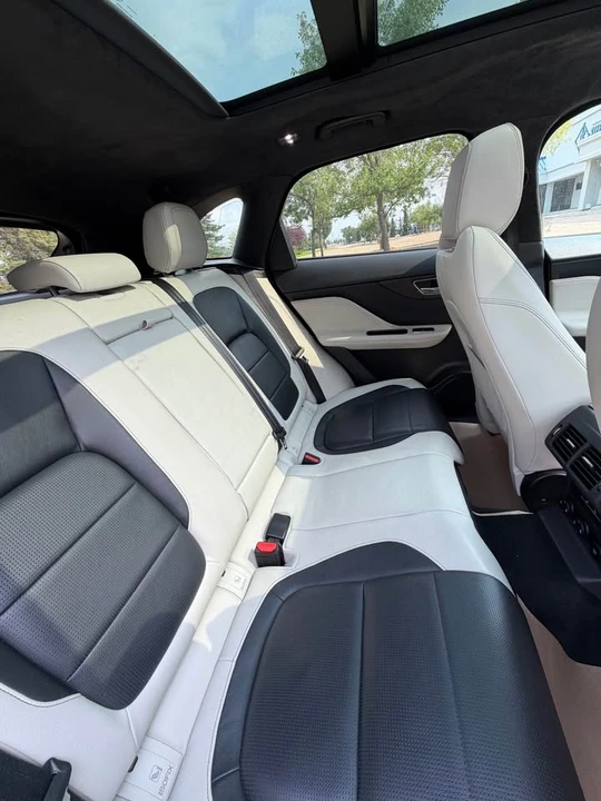 2020 Jaguar F-Pace - Image 6 of 20